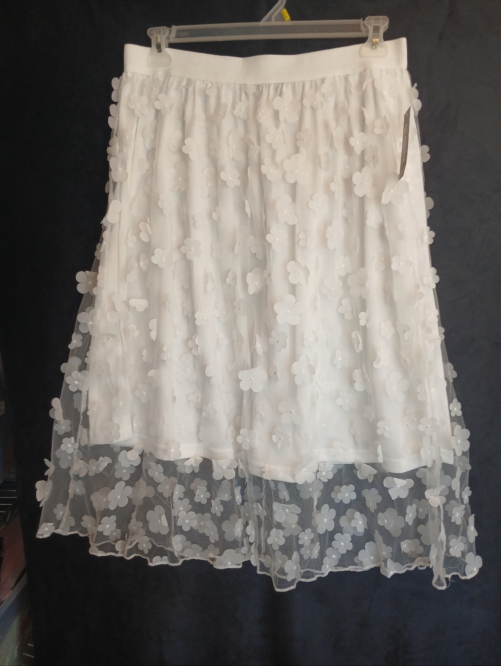 Glamour White Floral Appliqué Overlay Elastic Waist Midi Skirt L & XL 89$ New!